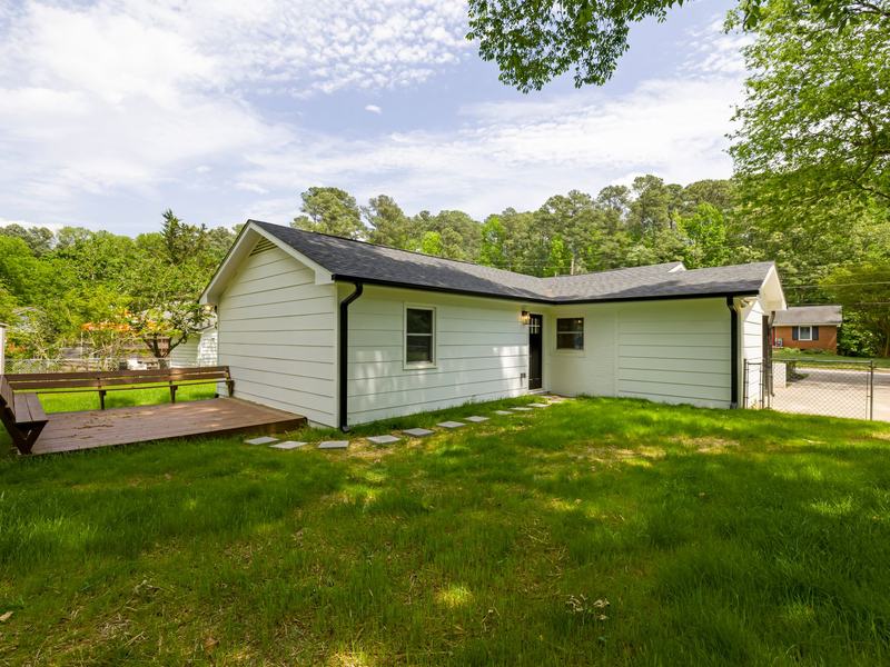 Deck builders in Cedar Rapids area, IA