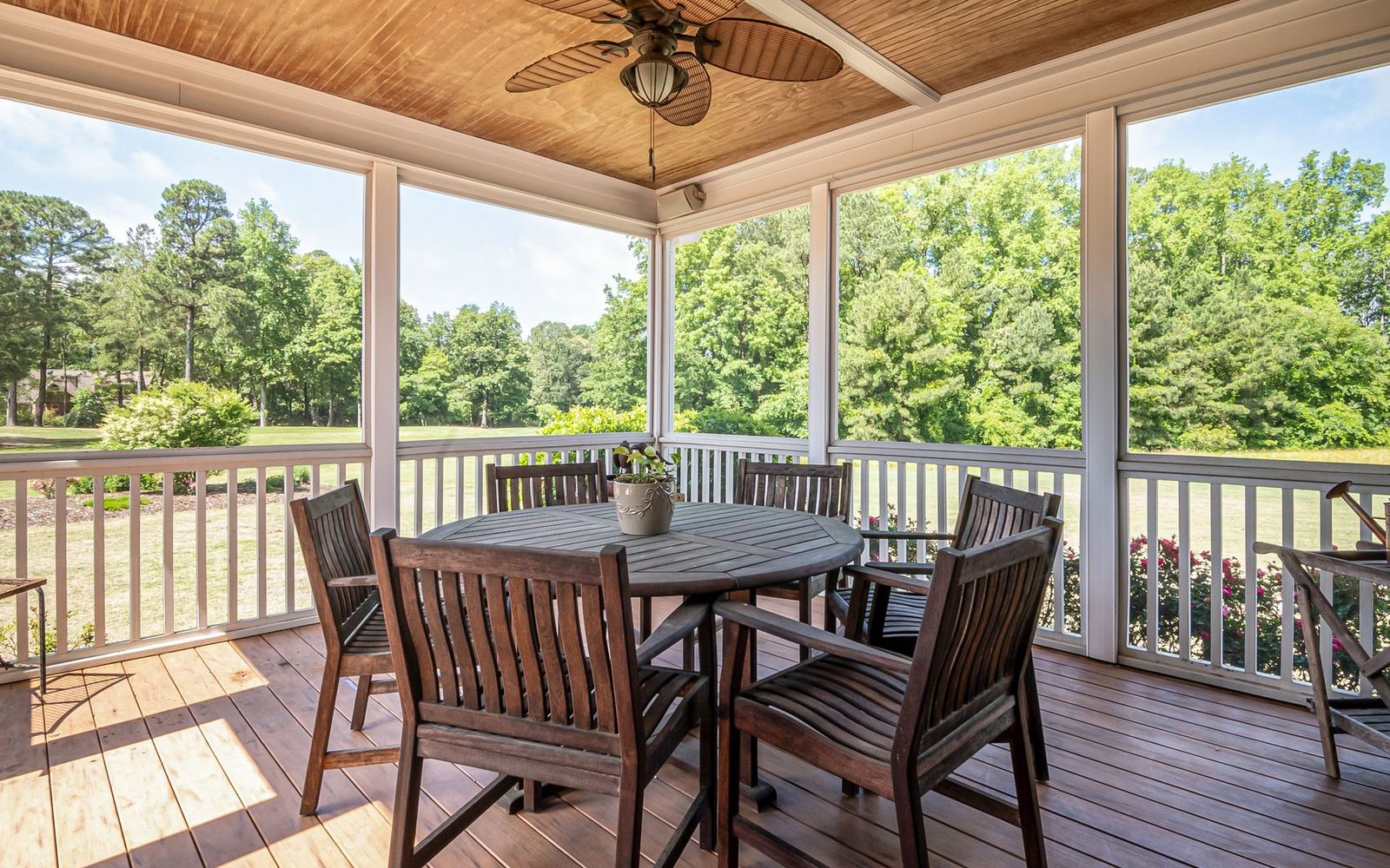 Deck builders in Cedar Rapids, IA by Cedar Rapids Deck Pros